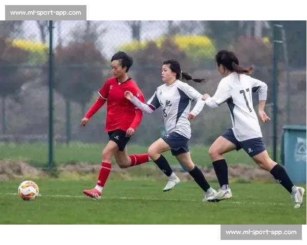 她们用汗水和热血，铸就了女足的经典传奇，致敬！